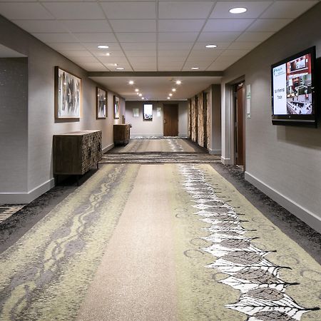 Holiday Inn Hotel & Suites Des Moines-Northwest By Ihg Urbandale Buitenkant foto