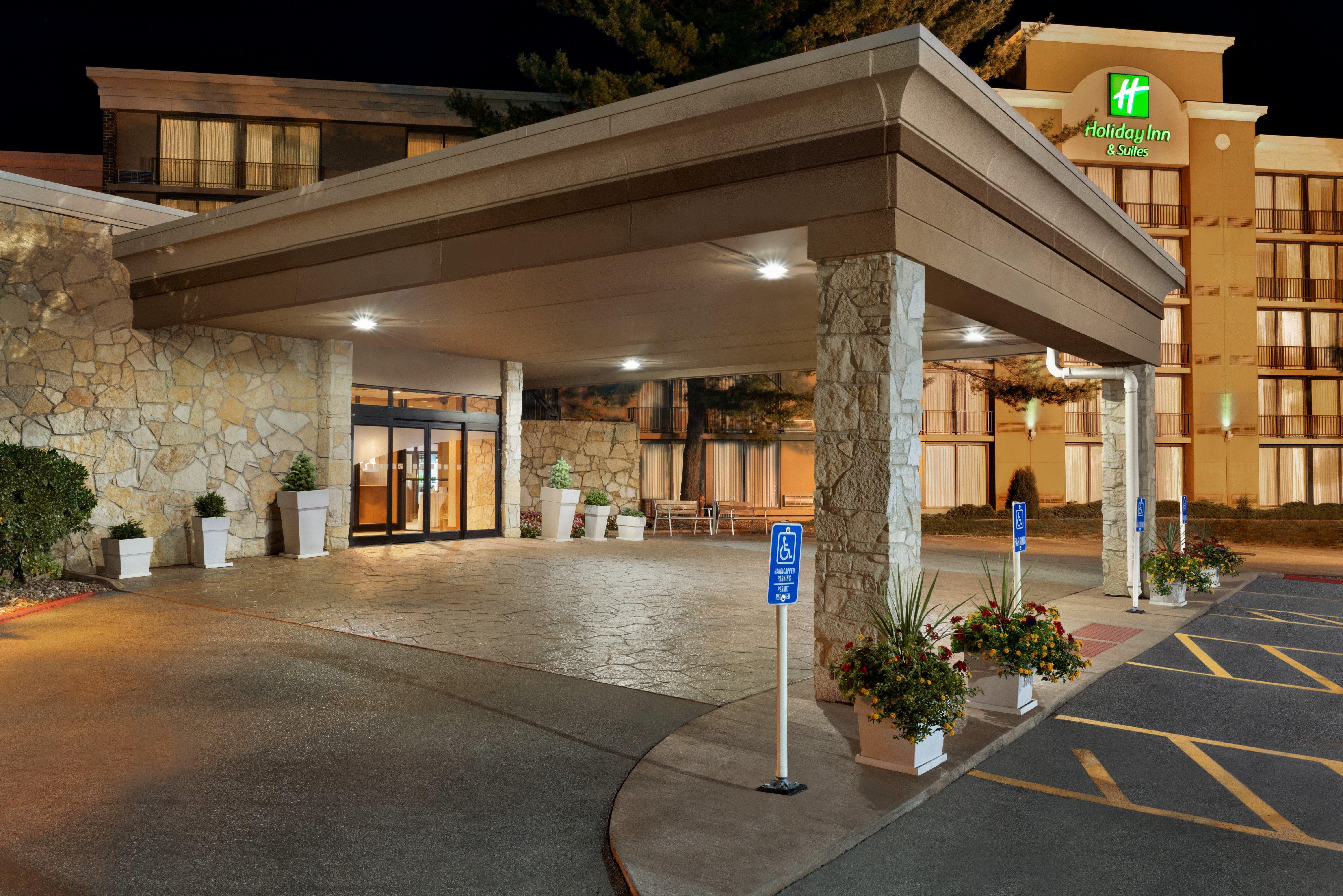 Holiday Inn Hotel & Suites Des Moines-Northwest By Ihg Urbandale Buitenkant foto