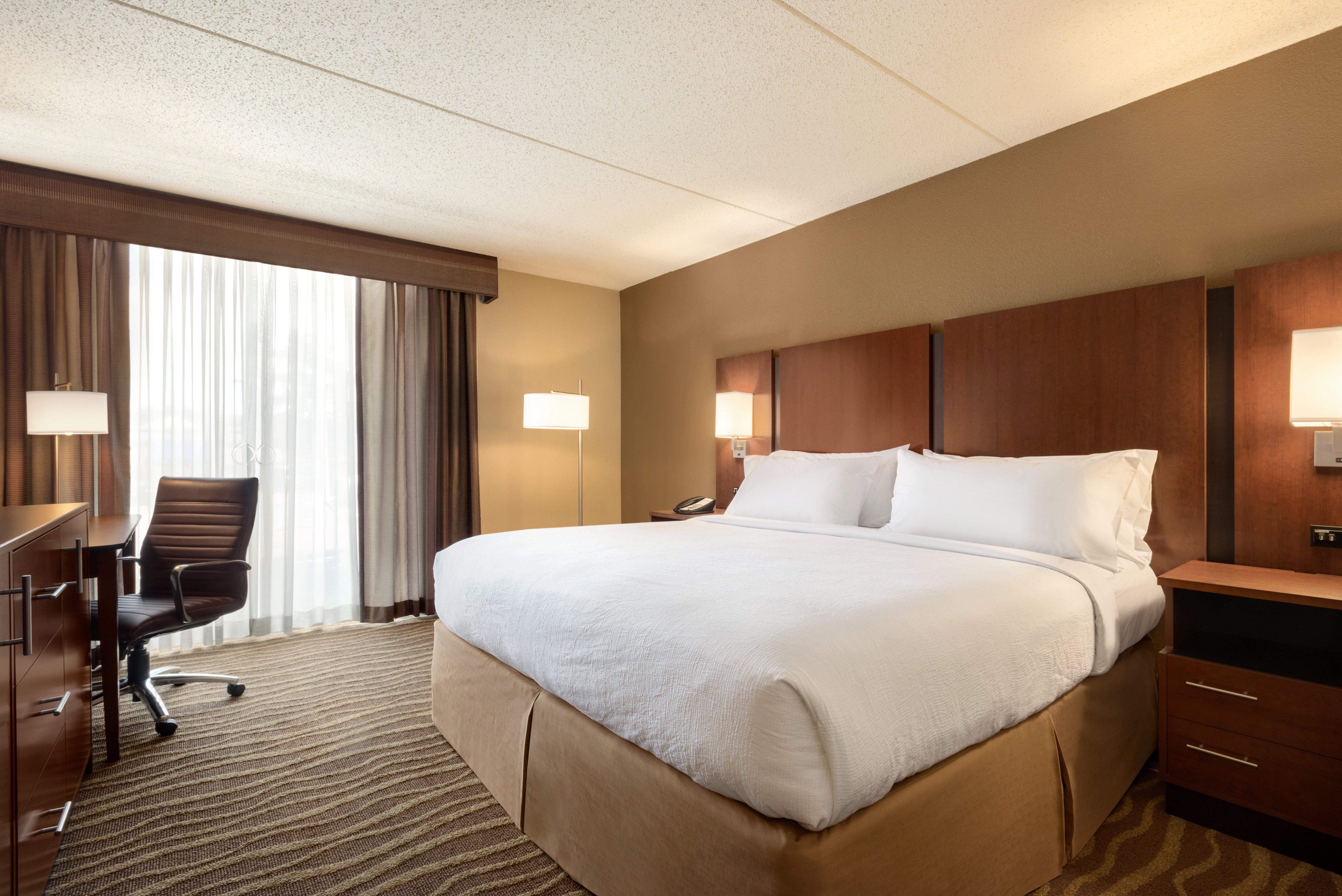 Holiday Inn Hotel & Suites Des Moines-Northwest By Ihg Urbandale Buitenkant foto