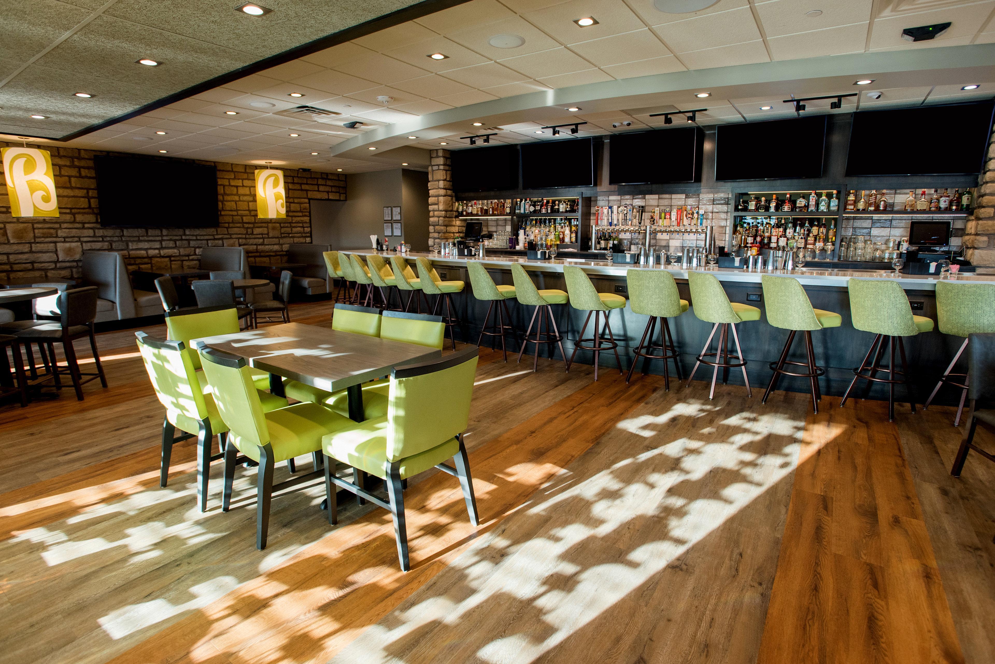 Holiday Inn Hotel & Suites Des Moines-Northwest By Ihg Urbandale Buitenkant foto