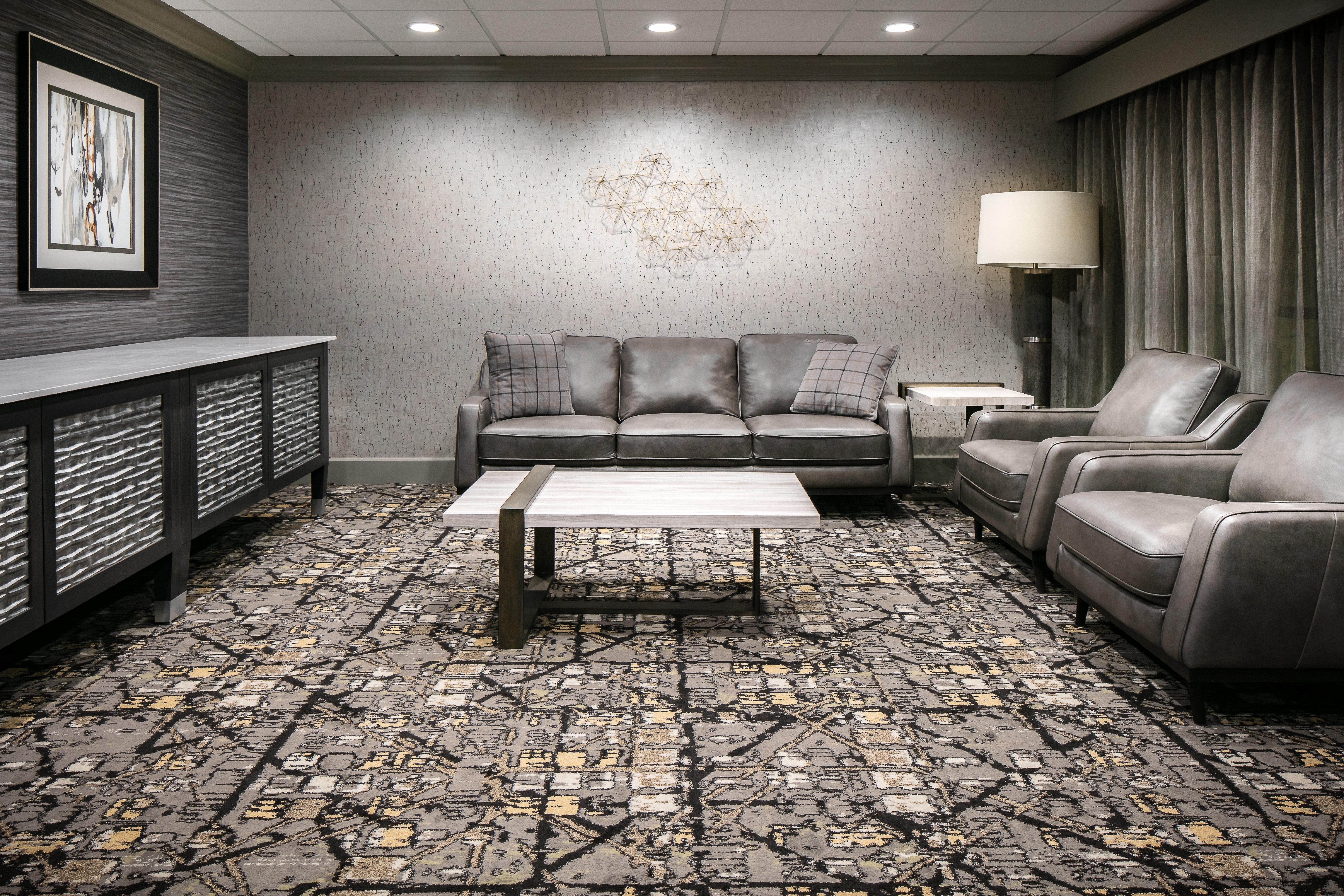 Holiday Inn Hotel & Suites Des Moines-Northwest By Ihg Urbandale Buitenkant foto